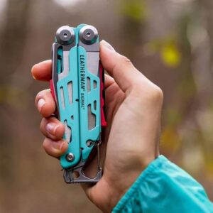 Leatherman Signal