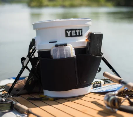 YETI LoadOut Bucket