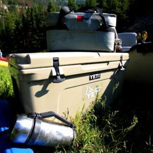 YETI Tundra 65 tan