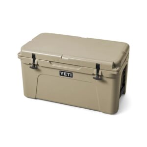YETI Tundra 65 tan