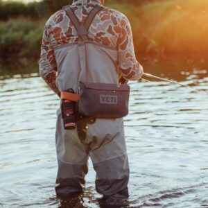 YETI Sidekick Dry waterproof charcoal