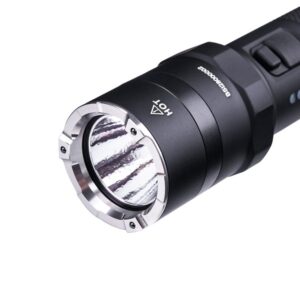 Nextorch P84B LED-Taschenlampe 3.700 lm
