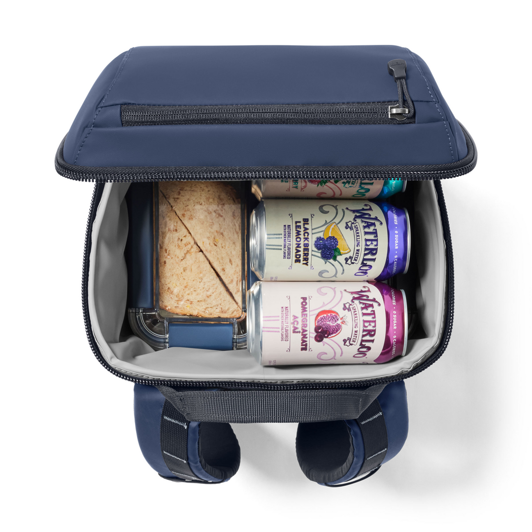 YETI Daytrip Backpack 20 Liter Classic Navy YETI Daytrip Backpack 20 Liter Classic Navy